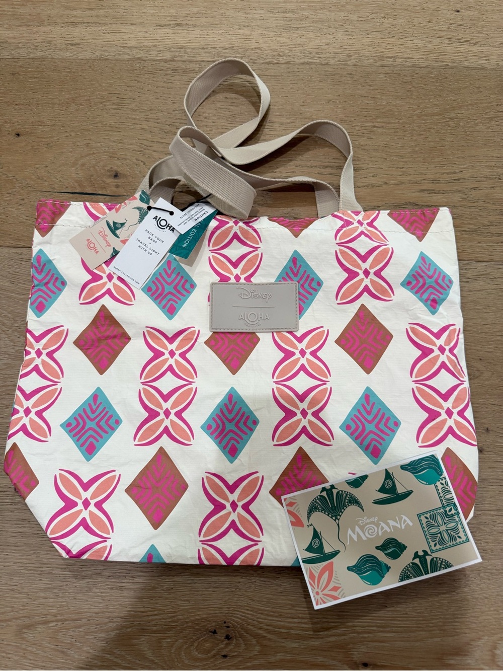 NEW Aloha Collection X Disney Moana Reversible Tote